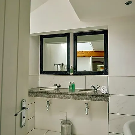 The Pennine Hotell 3*