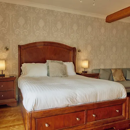 The Pennine Otel 3*